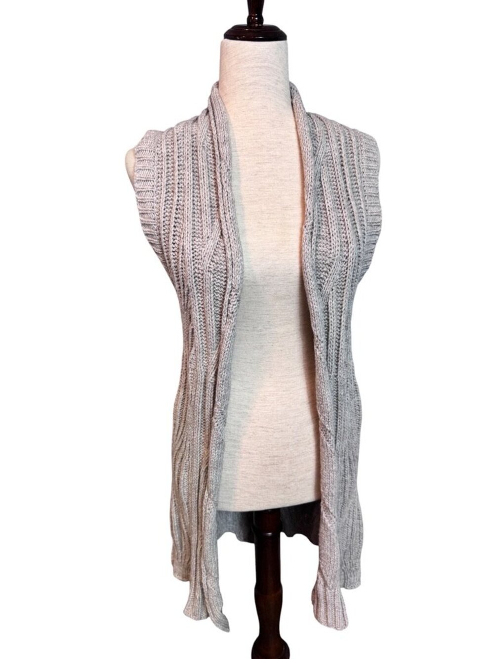 CAbi knit long maxi sweater vest natural tan color Size Small EUC